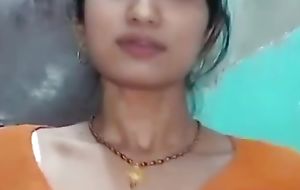 Indian hot girl Lalita bhabhi was screwed by their way college swain after union