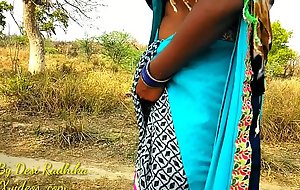 देसी गाँव वाली राधिका भाभी की जंगल मे चुदाई हिंदी में अश्लील