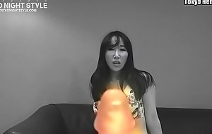 Japanese Girl Takes a VIBRATOR Deep Up the Cooch
