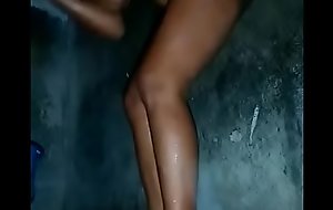Telugu dame rinsing and showing boobs