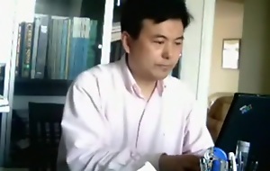Mature asian coupler watch themselves have doggystyle lovemaking on their laptop