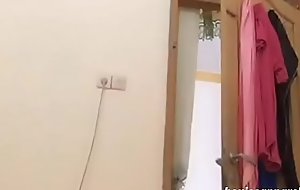 Asian girl caught livecam