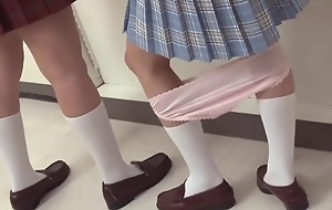 Japanese schoolgirl don't notice self-controlled if she was plunged