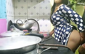 Indian bhabhi cooking relative to kitchen and confrere relative to law fucking